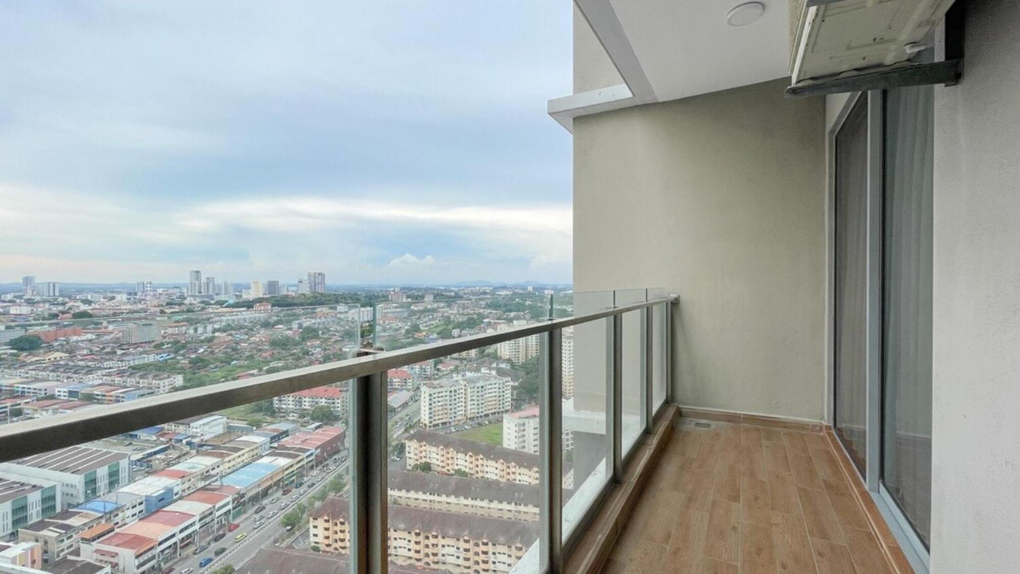 Silverscape Seaview Residence Melaka Exterior photo