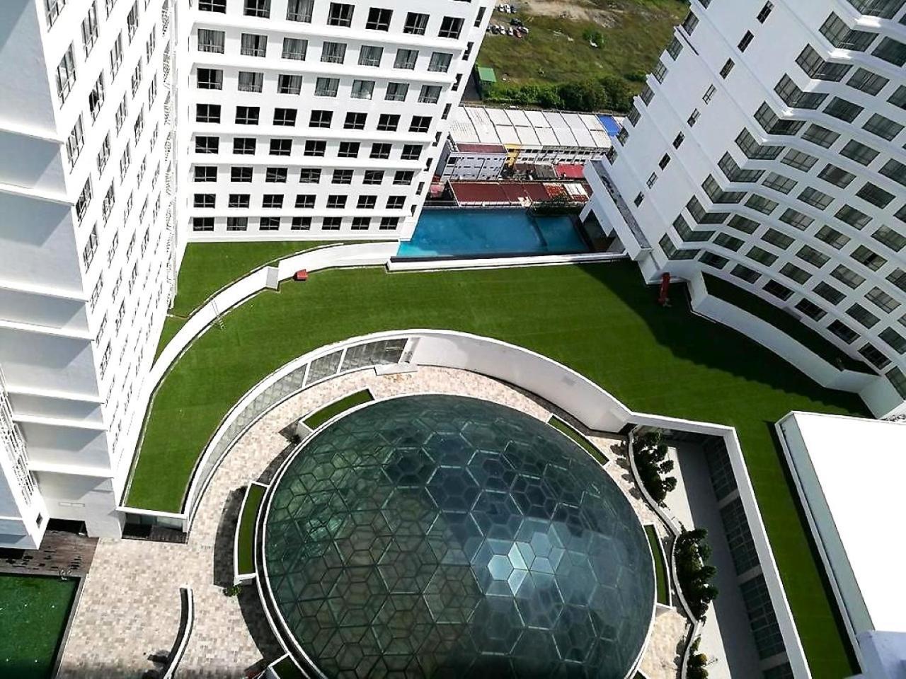 Silverscape Seaview Residence Melaka Exterior photo